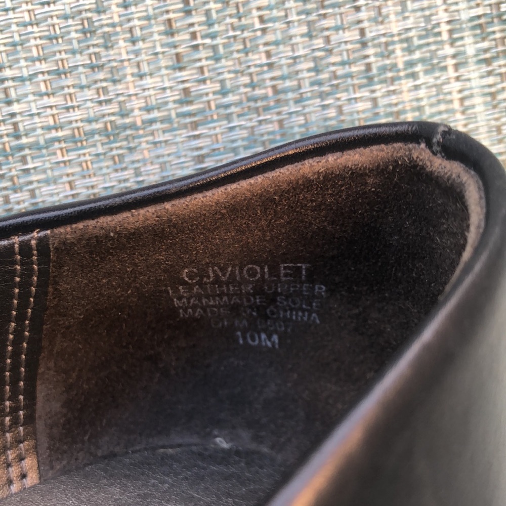 Women’s classic black leather almond toe dress pump kitten heels size 10 - Picture 5 of 8